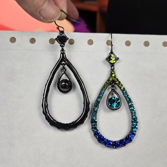 Elegant Blue and Green Rehnistone Teardrop Earrings - Picture 7 of 17
